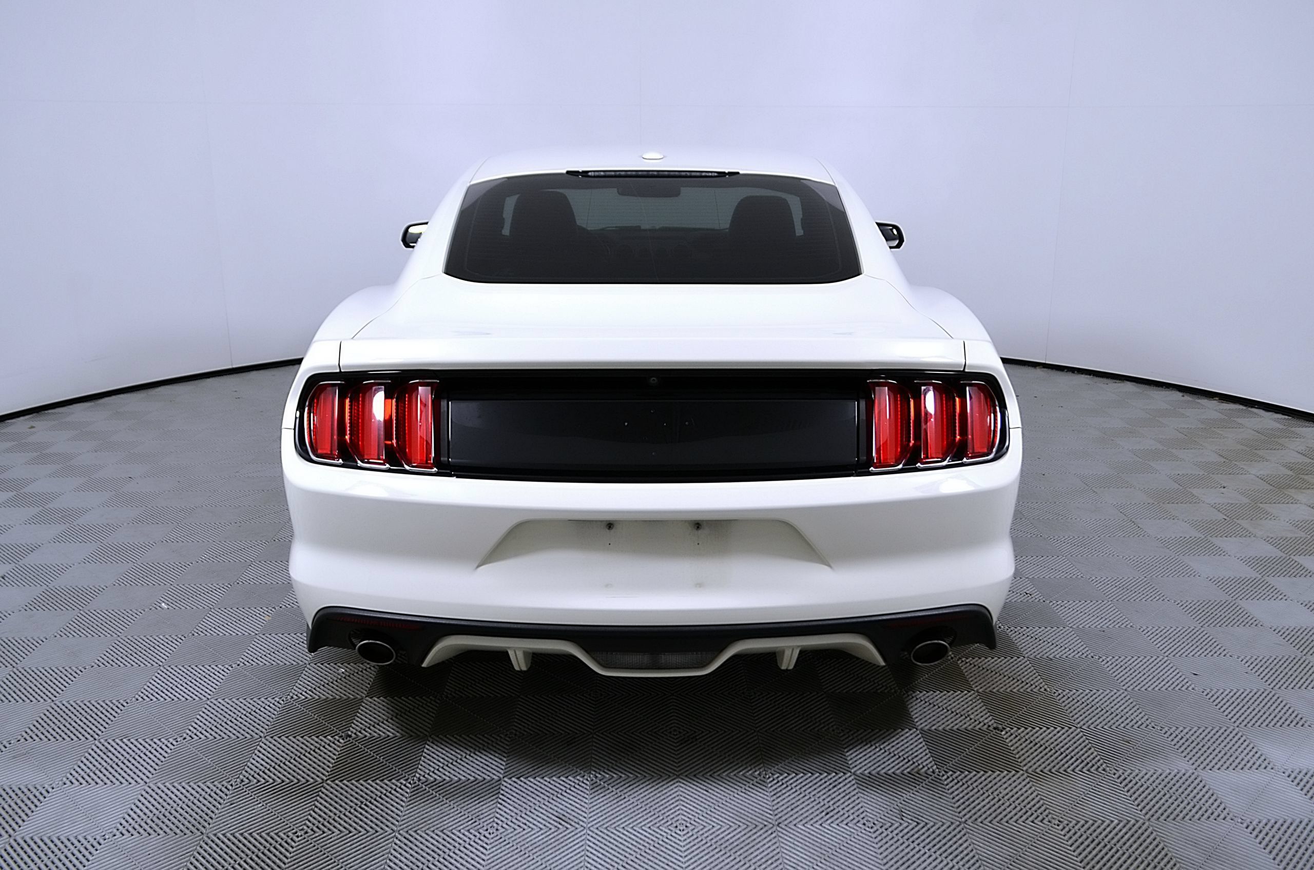Used 2015 Ford Mustang 50 Years RWD image 8
