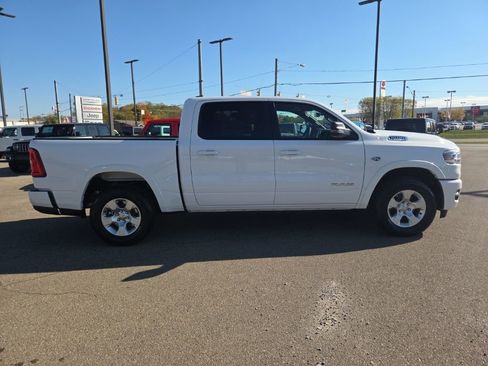 New 2026 RAM 1500 Big Horn AWD/4WD image 9