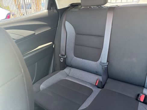 Used 2025 Chevrolet TrailBlazer LT FWD image 38