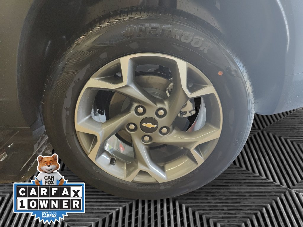 Used 2025 Chevrolet Trax LT FWD image 17