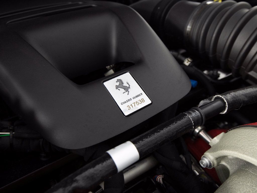 Used 2025 Ferrari Purosangue AWD/4WD image 53