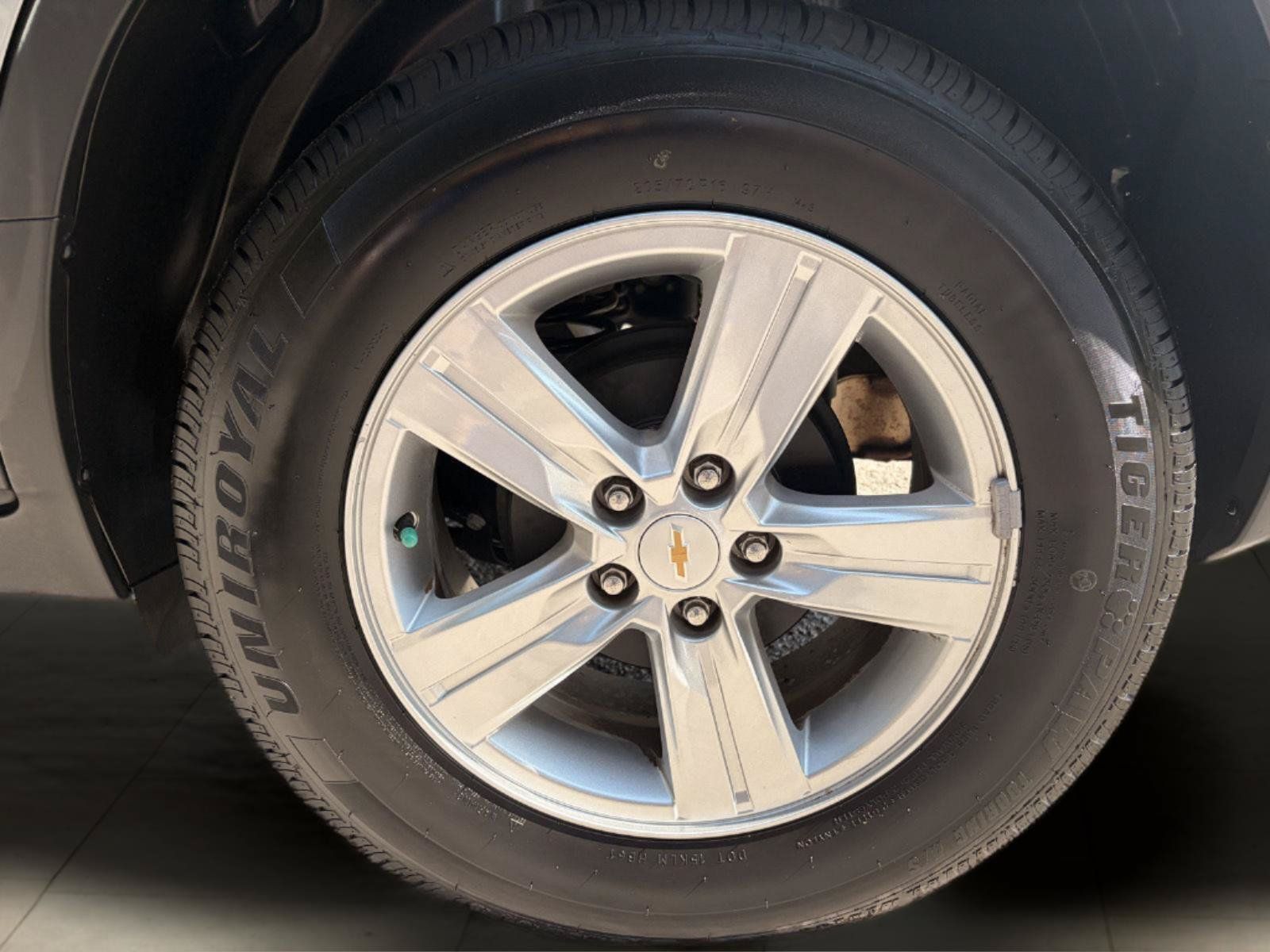 Used 2022 Chevrolet Trax LS w/ Tint and Cruise Package FWD image 12