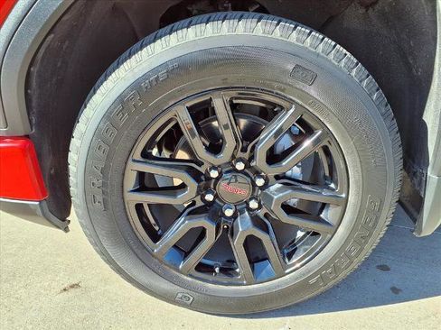 Certified 2023 GMC Sierra 1500 Elevation image 21