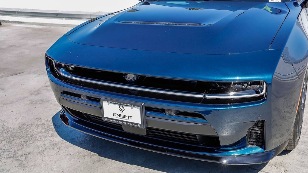 New 2026 Dodge Charger R/T AWD/4WD image 6