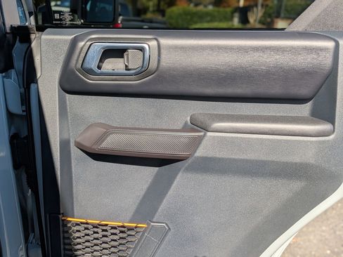 Used 2024 Ford Bronco Badlands image 32