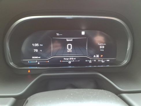 Used 2023 GMC Yukon AT4 w/ Technology Package AWD/4WD image 21