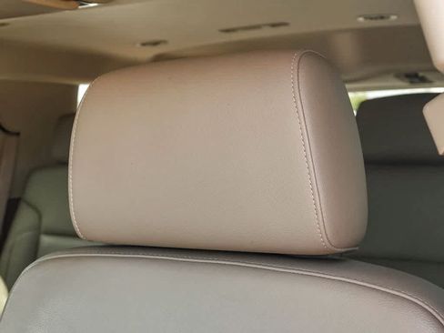 Used 2015 Chevrolet Tahoe LT RWD image 24
