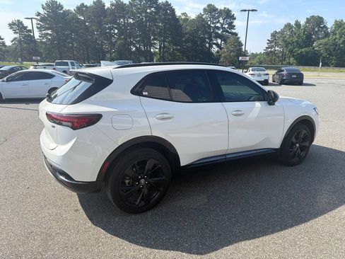 Used 2023 Buick Envision Essence w/ Sport Touring Package AWD/4WD image 9
