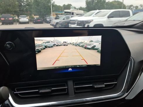 Used 2026 Chevrolet Trax RS w/ Driver Confidence Package FWD image 15