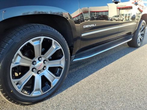 Used 2018 GMC Yukon XL Denali w/ Open Road Package image 10