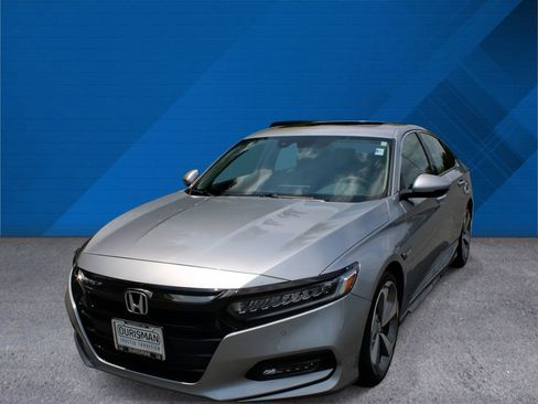 Used 2018 Honda Accord Touring image 5