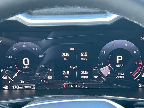New 2026 GMC Canyon Elevation w/ Convenience Package AWD/4WD image 15