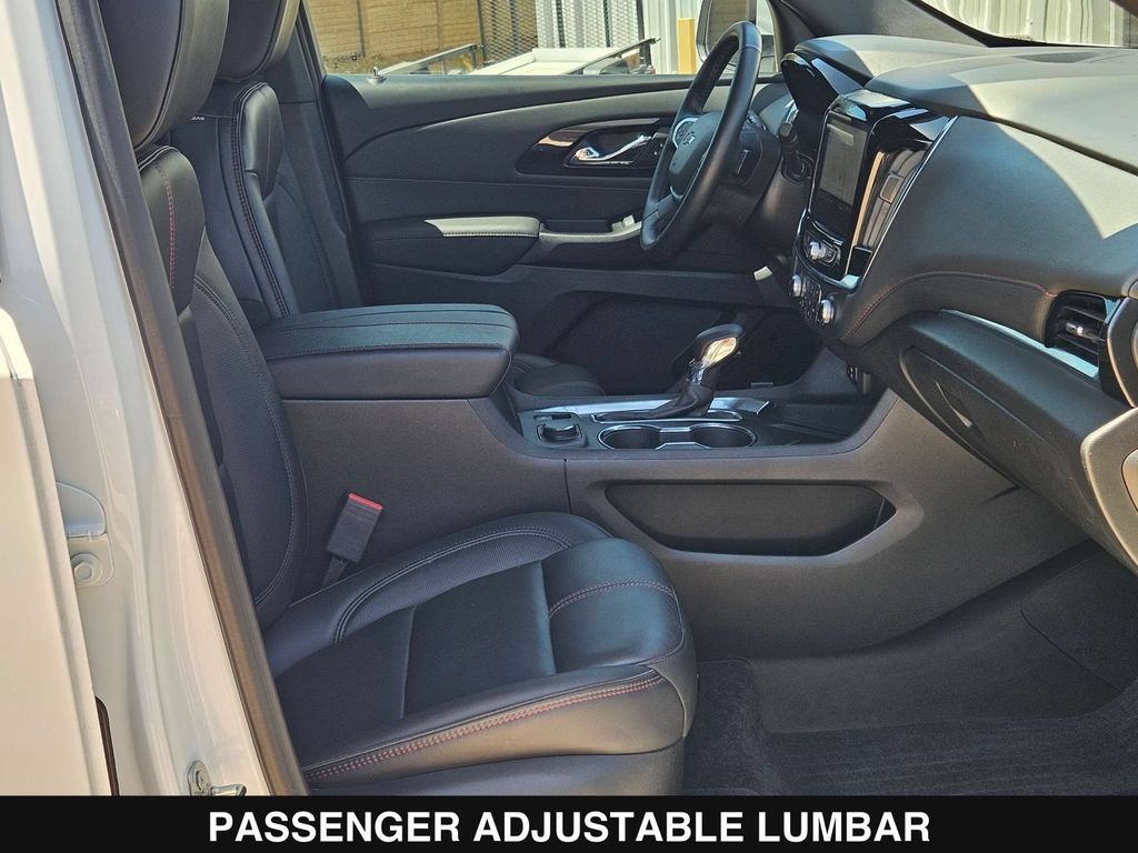 Used 2023 Chevrolet Traverse RS w/ LPO, Floor Liner Package FWD image 43