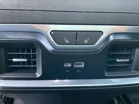 Used 2023 GMC Sierra 1500 Denali RWD image 32