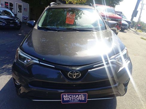 Used 2017 Toyota RAV4 Limited w/ Advanced Technology Package AWD/4WD image 4