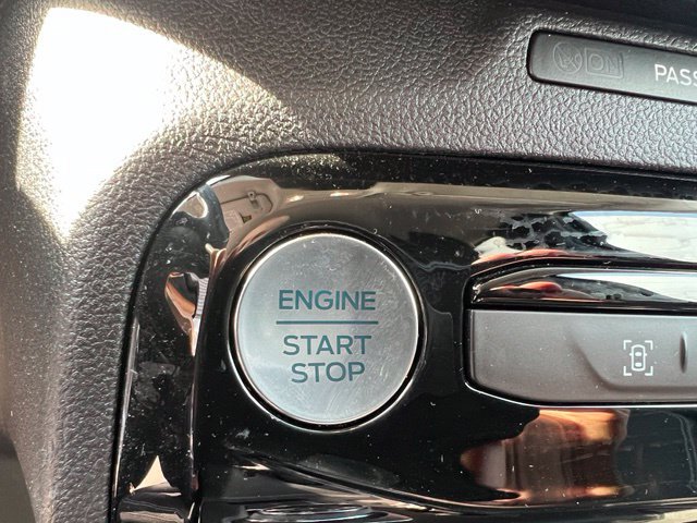 Used 2024 Ford Escape Active w/ Tech Pack #1 AWD/4WD image 28