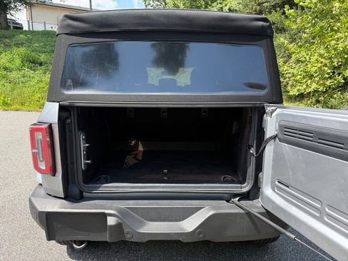 Used 2022 Ford Bronco Outer Banks image 14