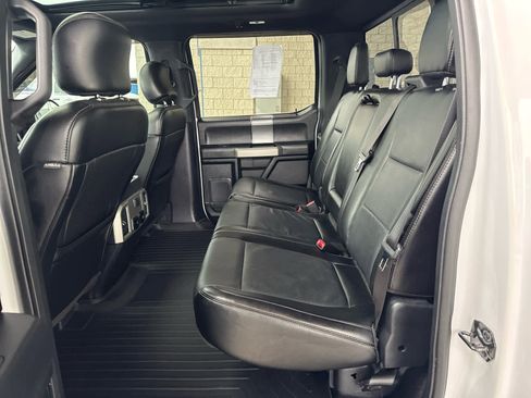 Used 2017 Ford F150 Lariat image 31