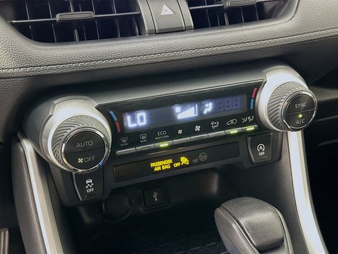 Used 2020 Toyota RAV4 XLE w/ All Weather Liner Package AWD/4WD image 23