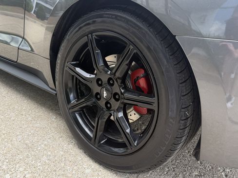 Used 2015 Ford Mustang Coupe w/ Equipment Group 051A RWD image 9