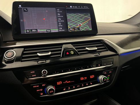 Used 2022 BMW 540i w/ M Sport Package image 28