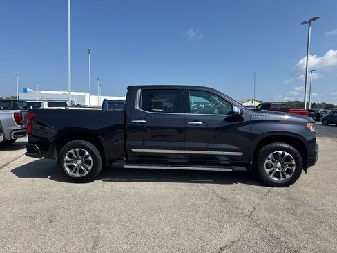 Certified 2024 Chevrolet Silverado 1500 High Country w/ Technology Package AWD/4WD image 4