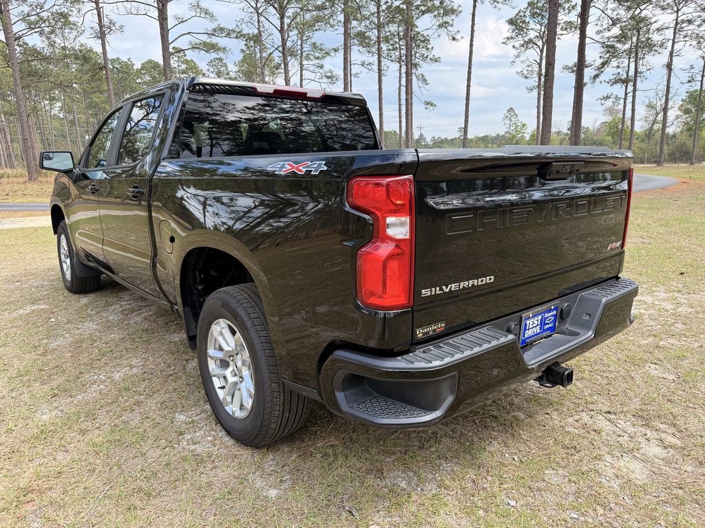 Used 2026 Chevrolet Silverado 1500 RST AWD/4WD image 3