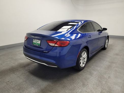 Used 2015 Chrysler 200 Limited FWD image 9