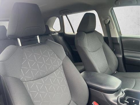 Used 2024 Toyota RAV4 AWD Hybrid image 22