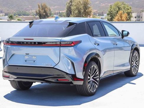 Used 2023 Lexus RZ 450e Premium w/ Cold Area Package AWD/4WD image 7