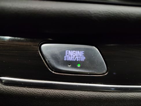 Used 2020 Buick Enclave Essence image 34