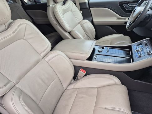 Used 2022 Lincoln Aviator Reserve w/ Equipment Group 201A image 18
