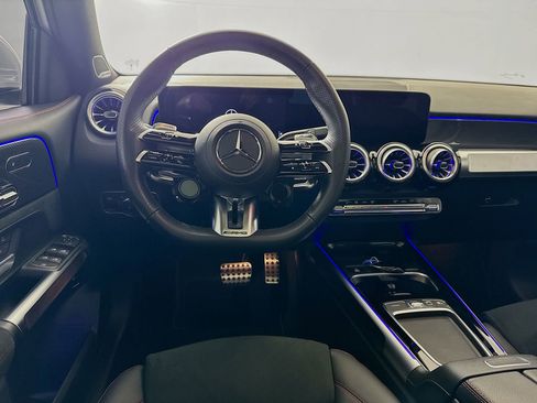 Certified 2025 Mercedes-Benz GLB 35 AMG 4MATIC image 23