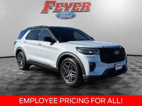 New 2026 Ford Explorer ST AWD/4WD image 3
