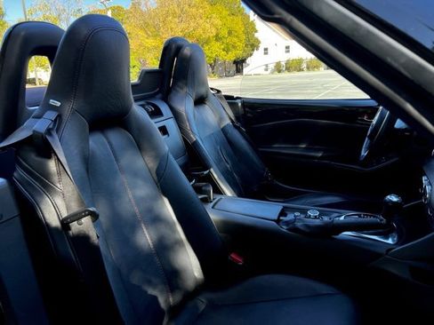Used 2018 MAZDA MX-5 Miata Grand Touring image 31
