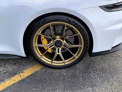 Used 2025 Porsche 911 GT3 image 16