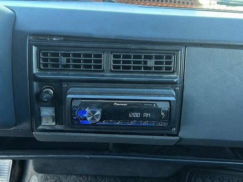 Used 1987 Chevrolet S10 Pickup Sport image 17