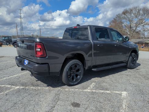New 2026 RAM 1500 Express AWD/4WD image 3