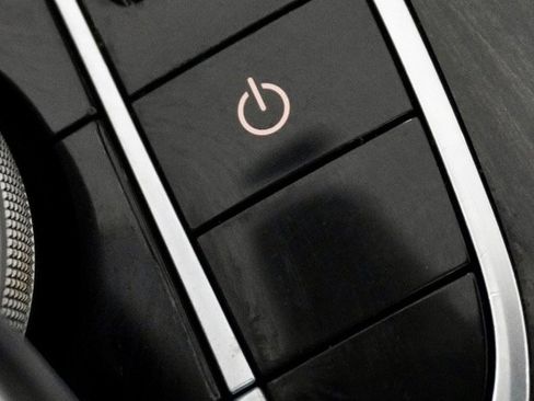 Used 2016 Mercedes-Benz C 300 4MATIC Sedan image 25