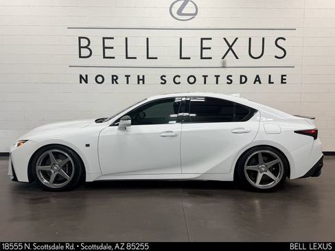 Used 2022 Lexus IS 500 RWD image 7