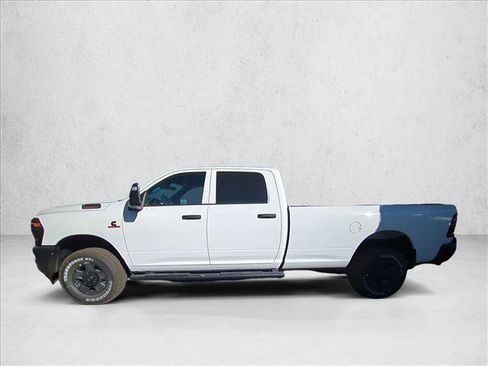 New 2026 RAM 3500 Tradesman AWD/4WD image 5
