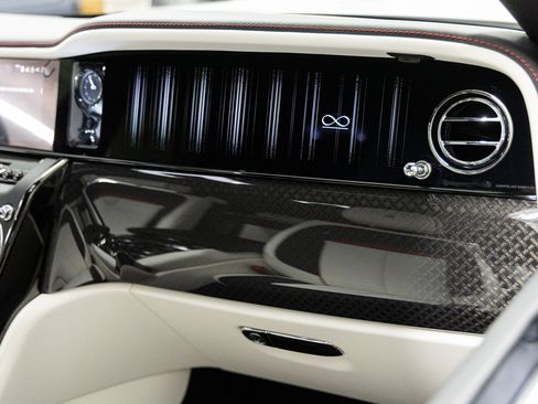 New 2026 Rolls-Royce Cullinan Black Badge image 58