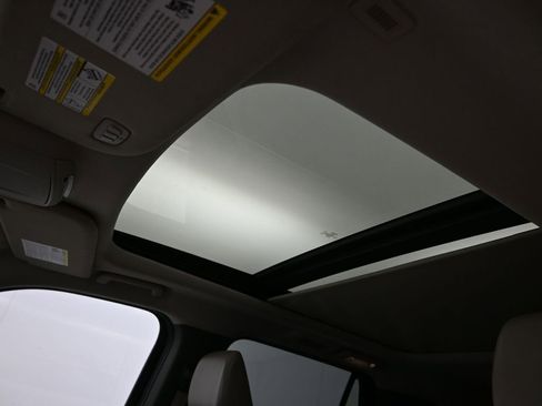 Used 2021 Ford Expedition XLT image 21