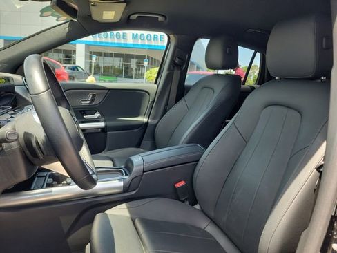 Used 2025 Mercedes-Benz GLA 250 image 16