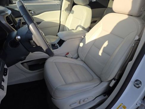 Certified 2023 GMC Acadia Denali w/ Denali Ultimate Package image 35