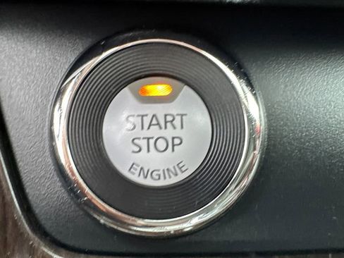 Used 2023 Nissan Murano Platinum w/ Cargo Package image 35