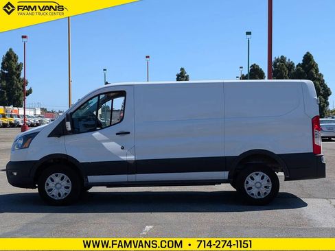 Used 2023 Ford E-Transit Low Roof RWD image 4