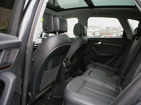 Used 2018 Audi Q5 2.0T Premium Plus w/ Premium Plus Package image 13