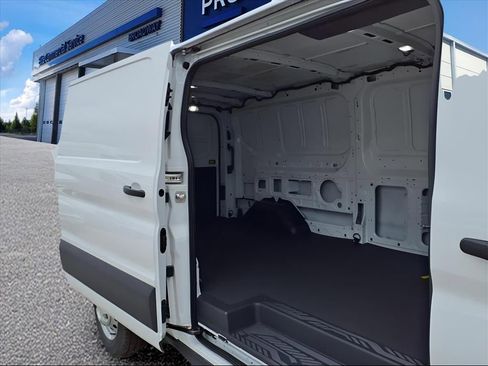 New 2025 Ford Transit 350 148 Low Roof image 19