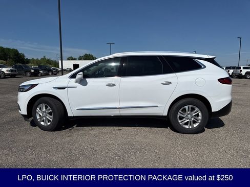 Used 2019 Buick Enclave Essence FWD image 3
